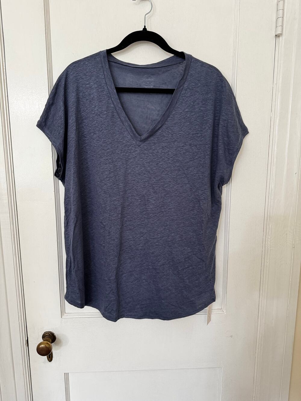 NWT Intimissimi The Pure Linen Short-Sleeved Linen Top with V Neck - Denim Blue